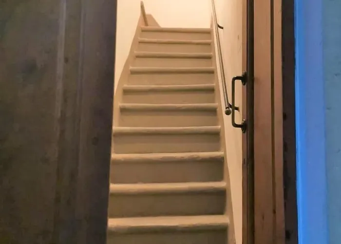 A Due Passi Dal Duomo Apartment *